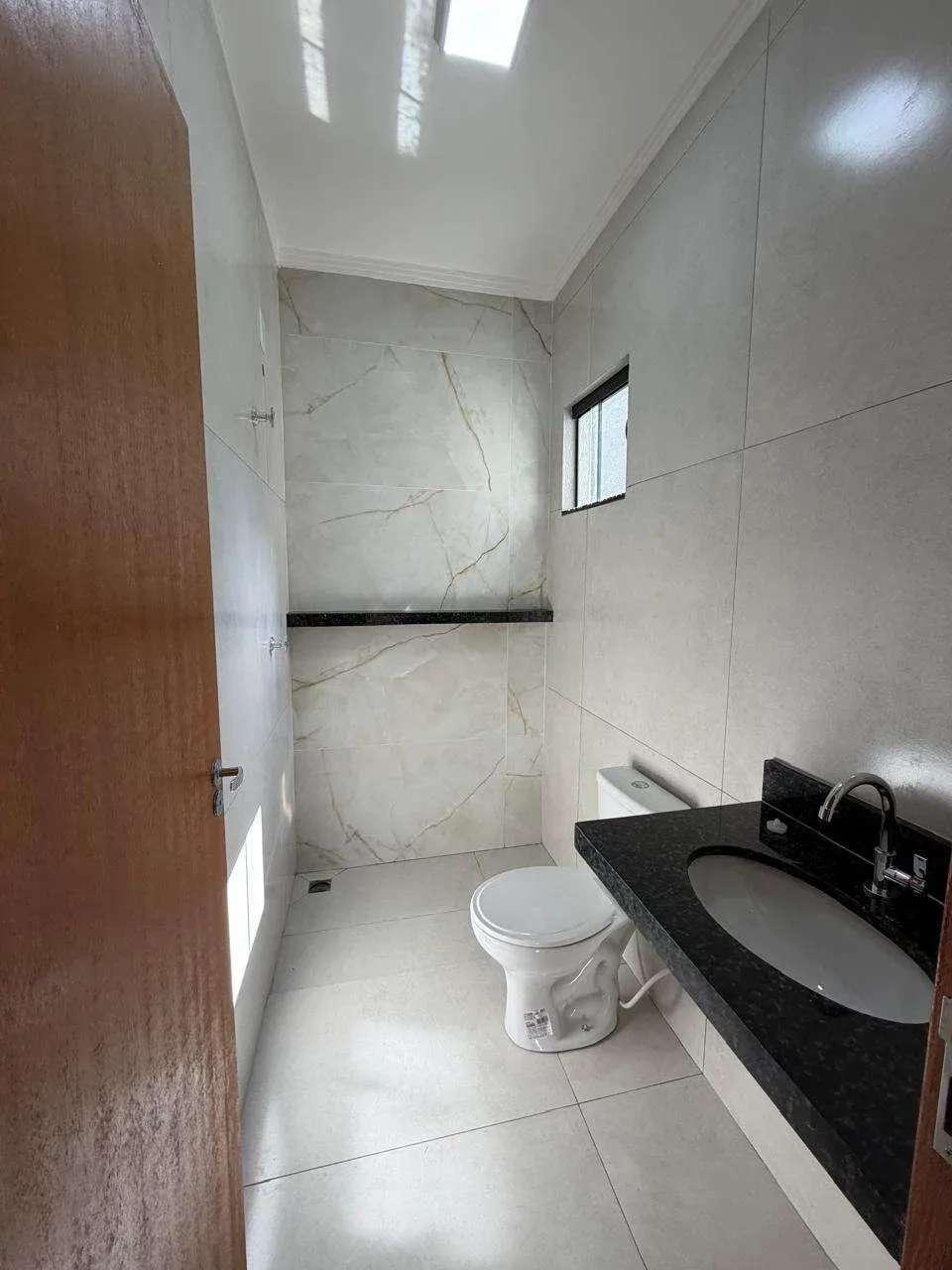 Casa à venda com 2 quartos, 70m² - ,