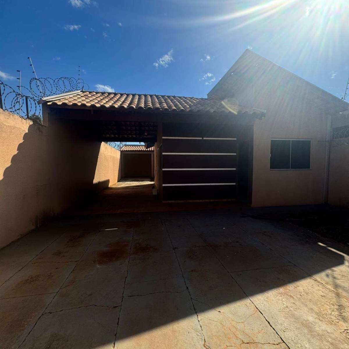 Casa para alugar com 2 quartos, 78m² - ,