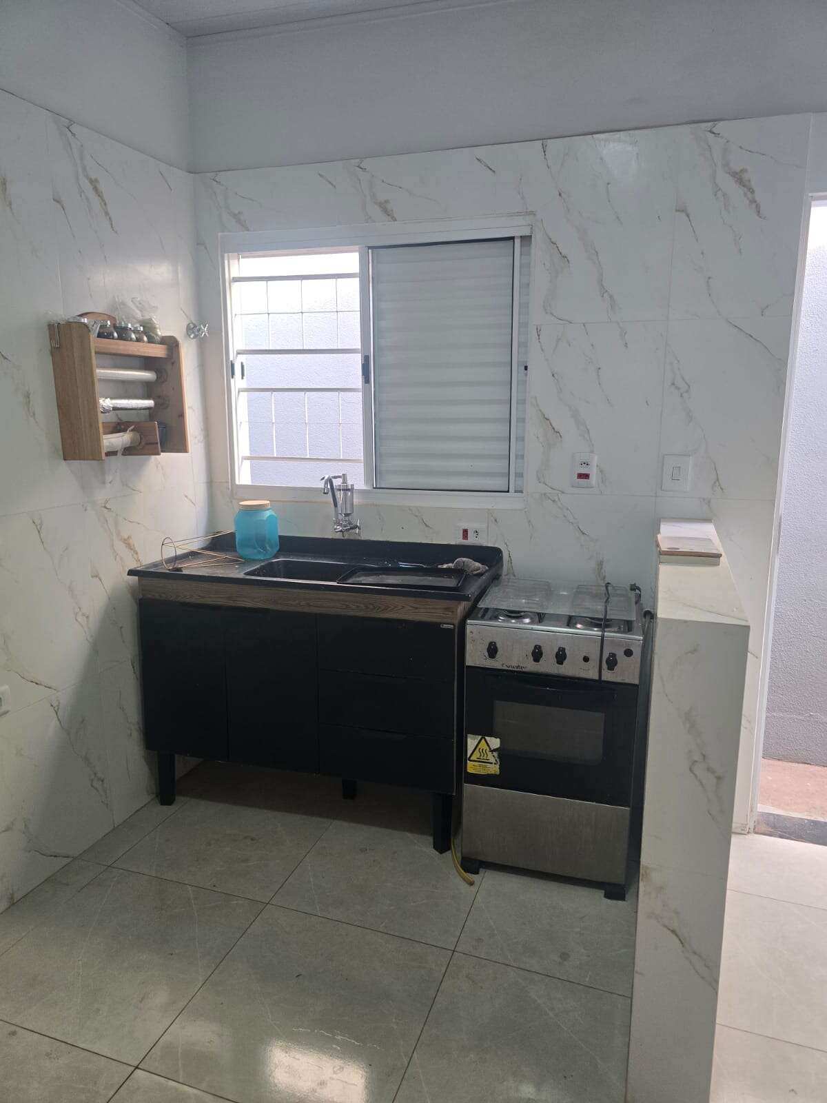 Kitnet para alugar com 1 quarto - ,